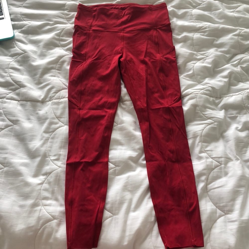 NEW WITHOUT TAGS LULULEMON LEGGINGS